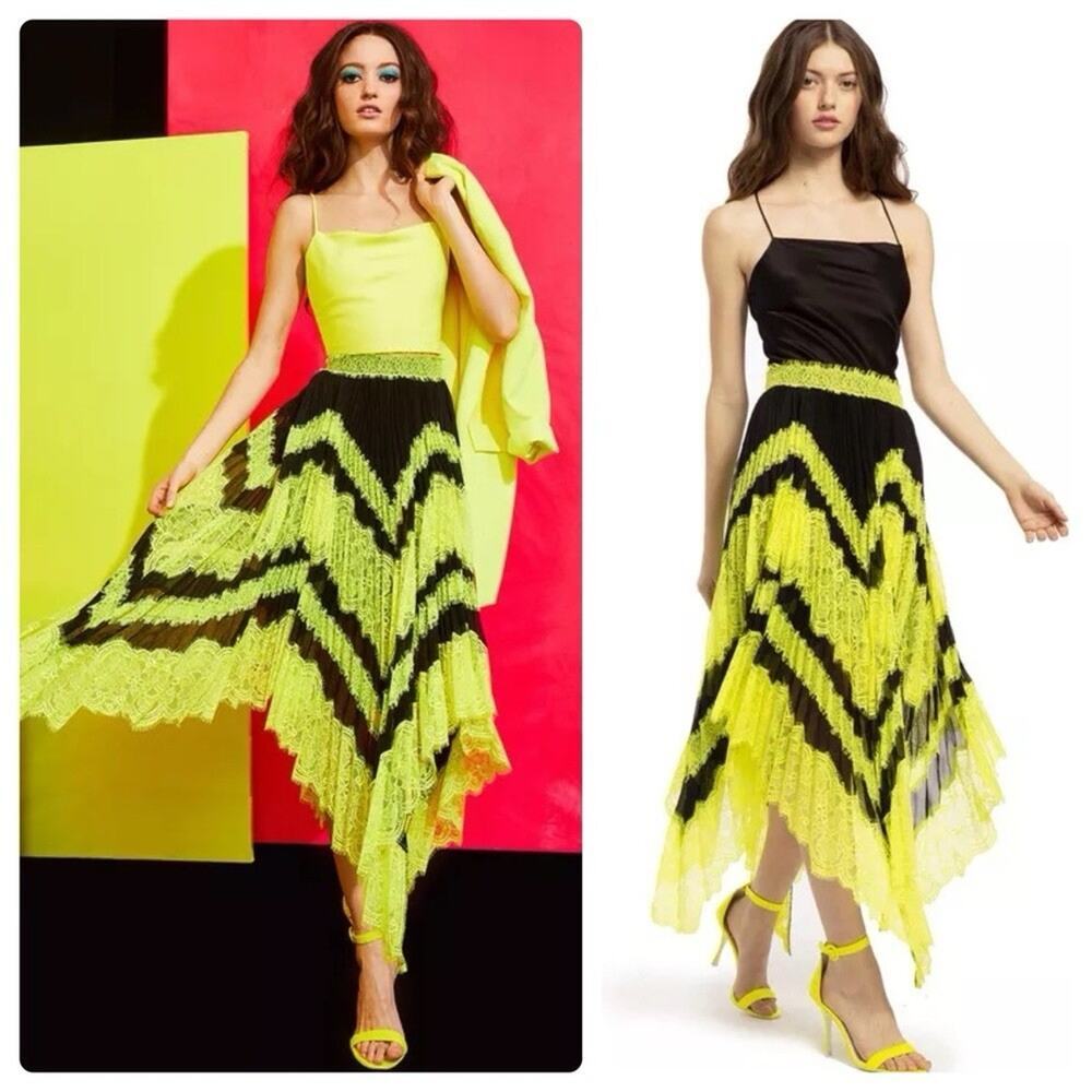 ALICE + OLIVIA Katz Sunburst Asymmetric Lace Midi Skirt Size 4
